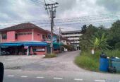 ให้เช่าที่ดินเนื้อที่ 242 ตรวา ติดถนนใหญ่ ด้านข้างติดถนนซอยกว้าง 12 เมตร